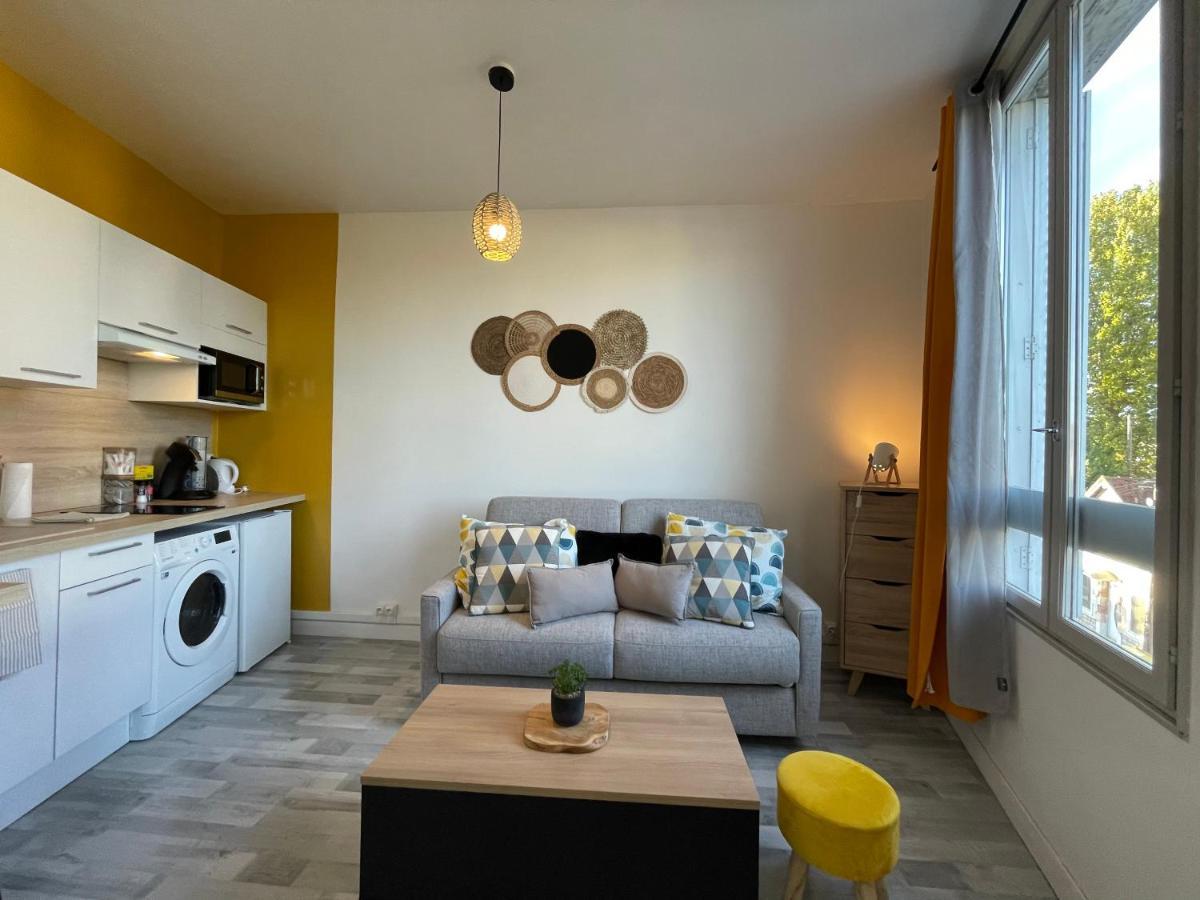 Studio Proche De La Gare Auxerre Ngoại thất bức ảnh